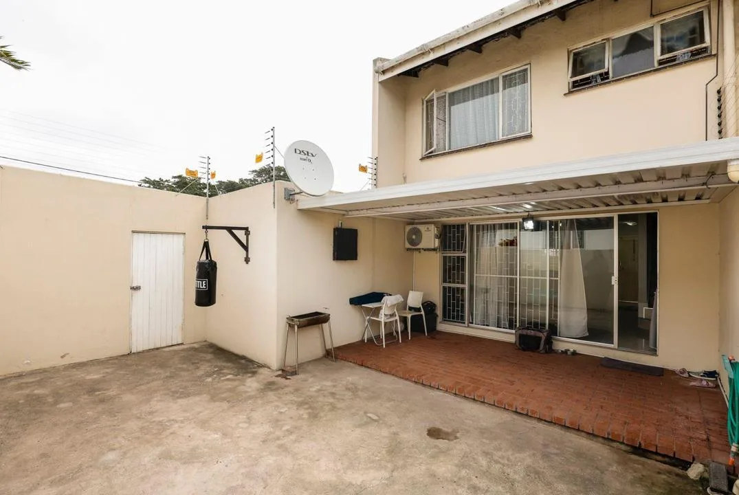 3 Bedroom Townhouse for sale in Glenwood