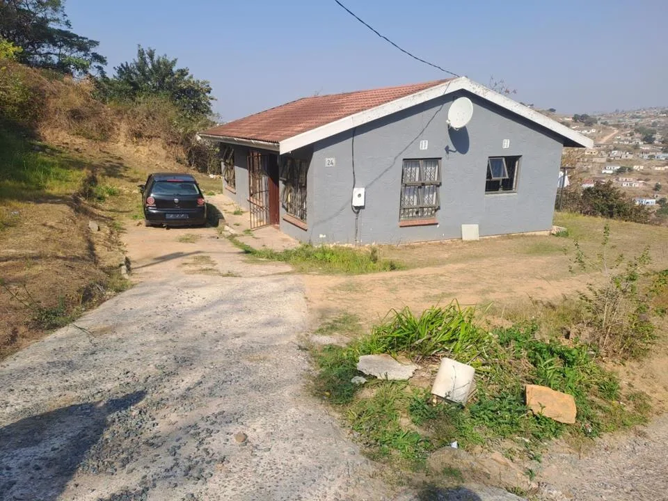 3 Bedroom House for sale in Umlazi BB