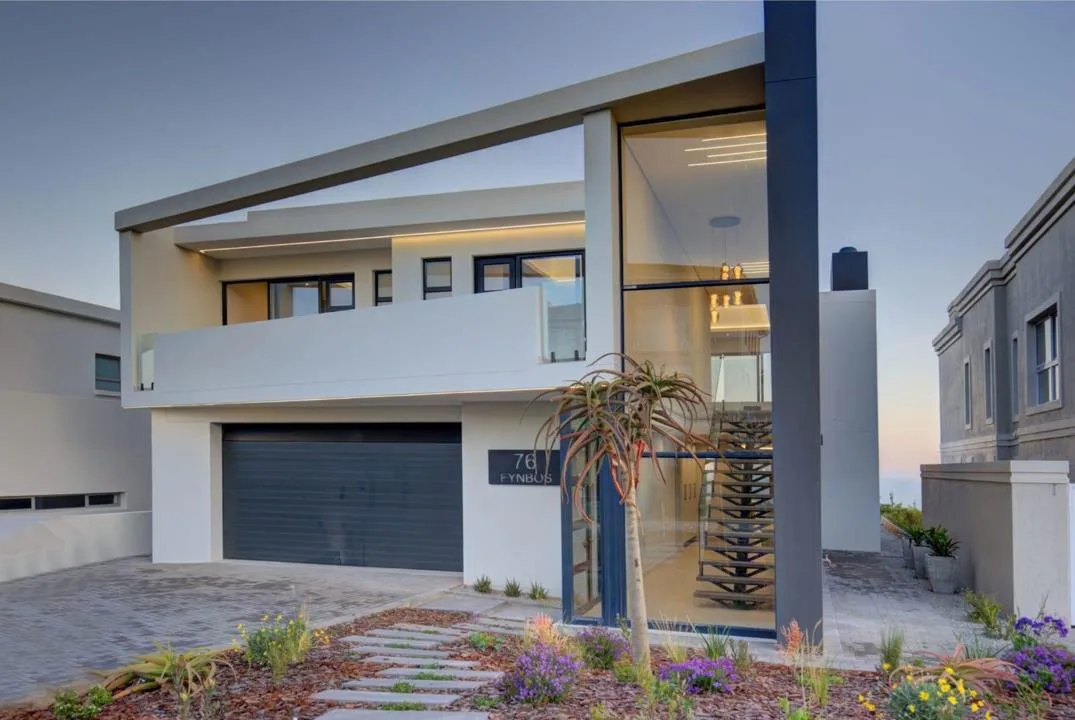 4 Bedroom House for sale in Pinnacle Point Golf Estate