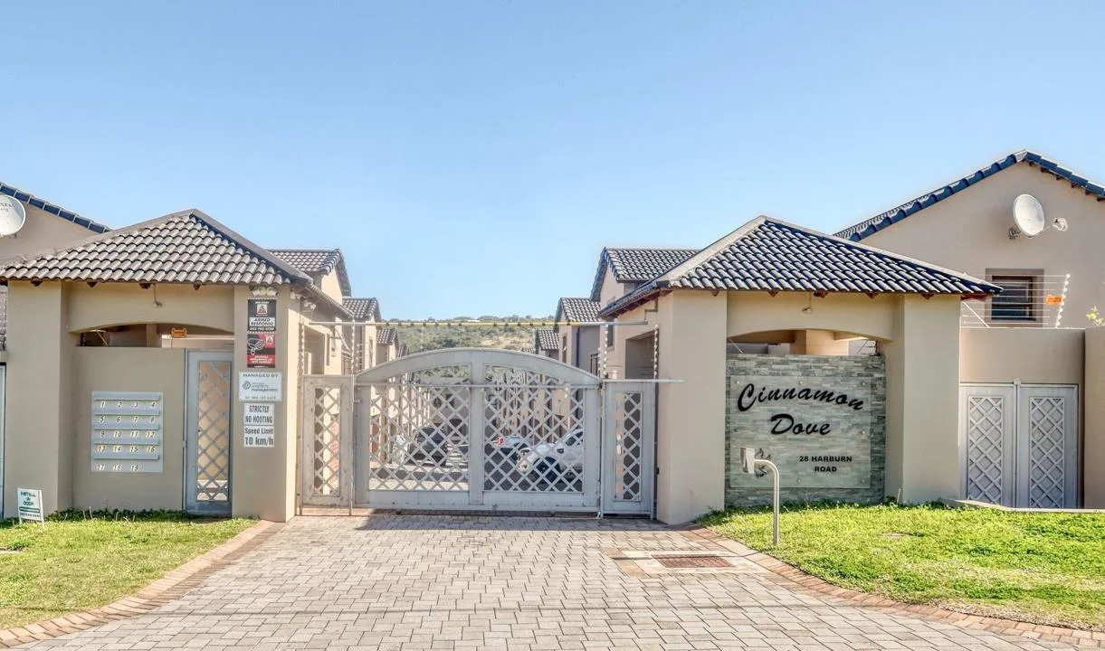 3 Bedroom Townhouse for sale in Abbotsford