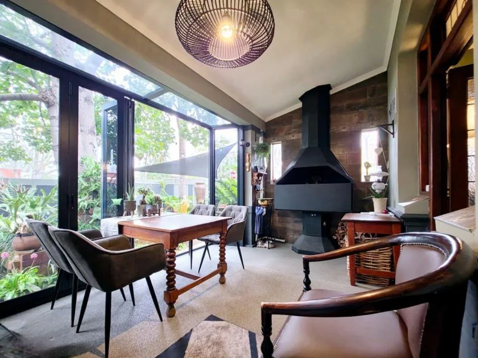 4 Bedroom House for sale in Boston