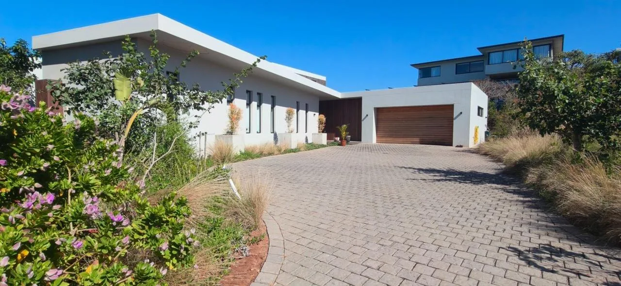 5 Bedroom House to rent in Zululami Luxury Coastal Estate
