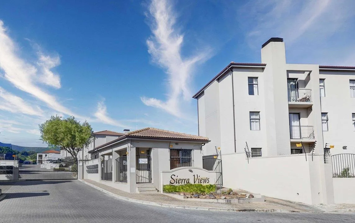 2 Bedroom Apartment / flat for sale in Burgundy Estate