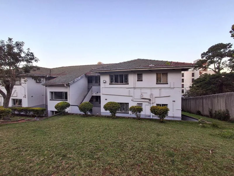 4 Bedroom Apartment / flat for sale in Essenwood