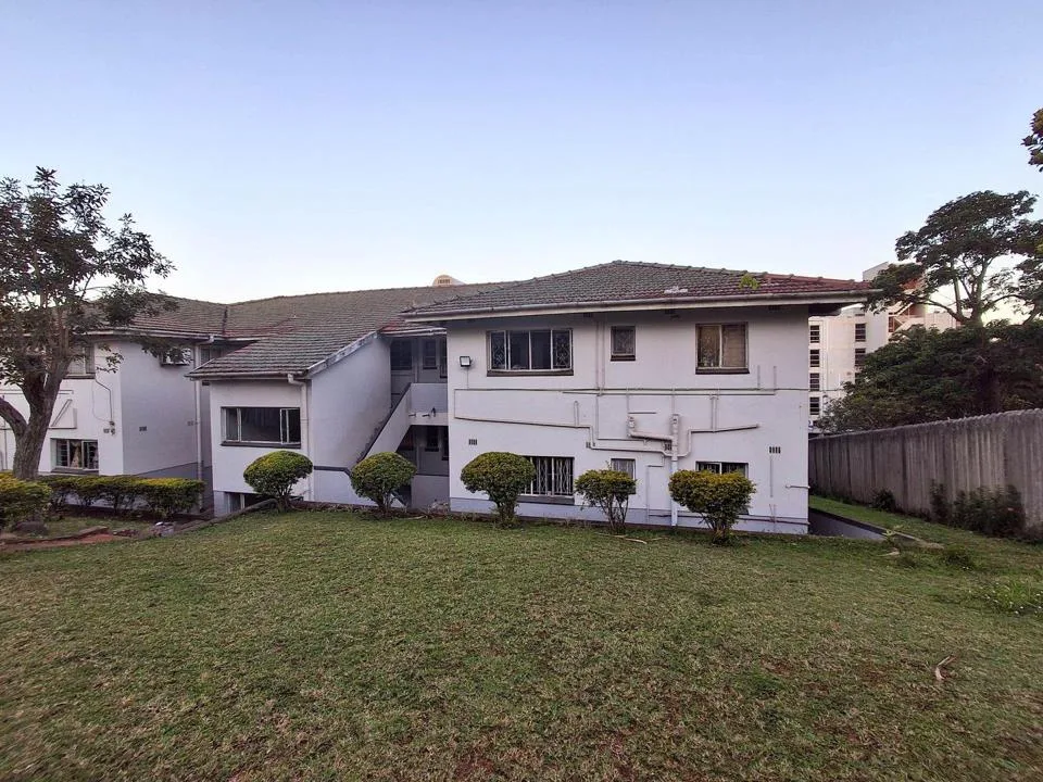 4 Bedroom Apartment / flat for sale in Essenwood