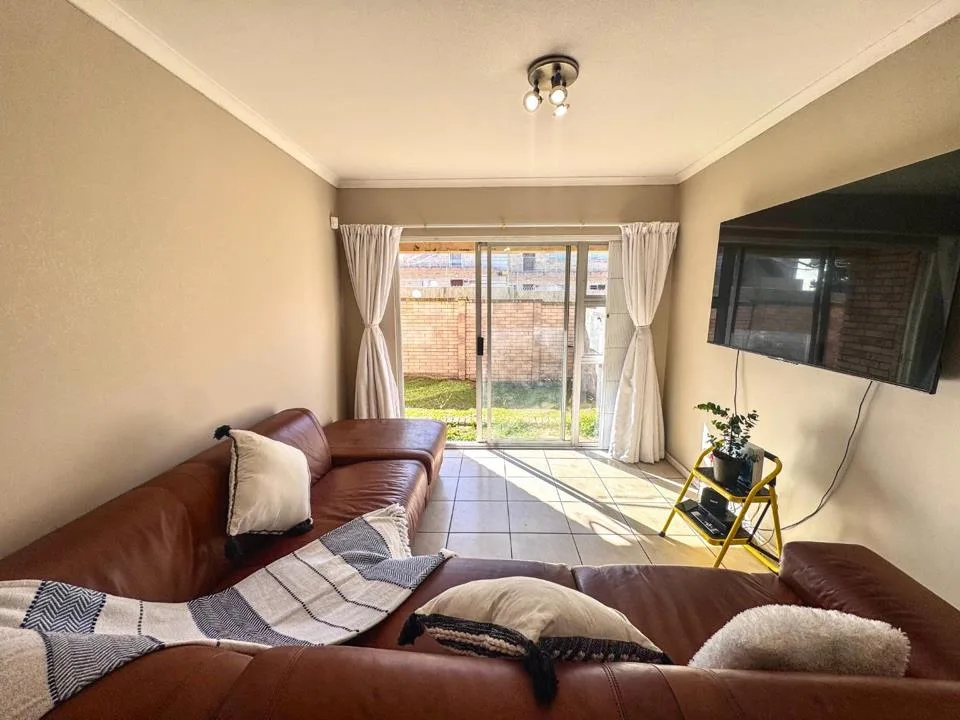 2 Bedroom Townhouse for sale in Walmer Heights