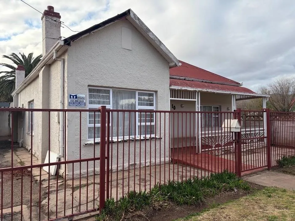 3 Bedroom House for sale in Westbourne