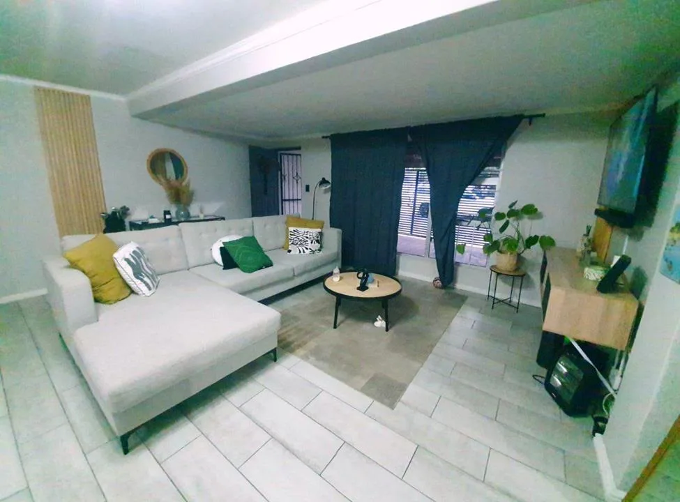3 Bedroom House for sale in Westridge
