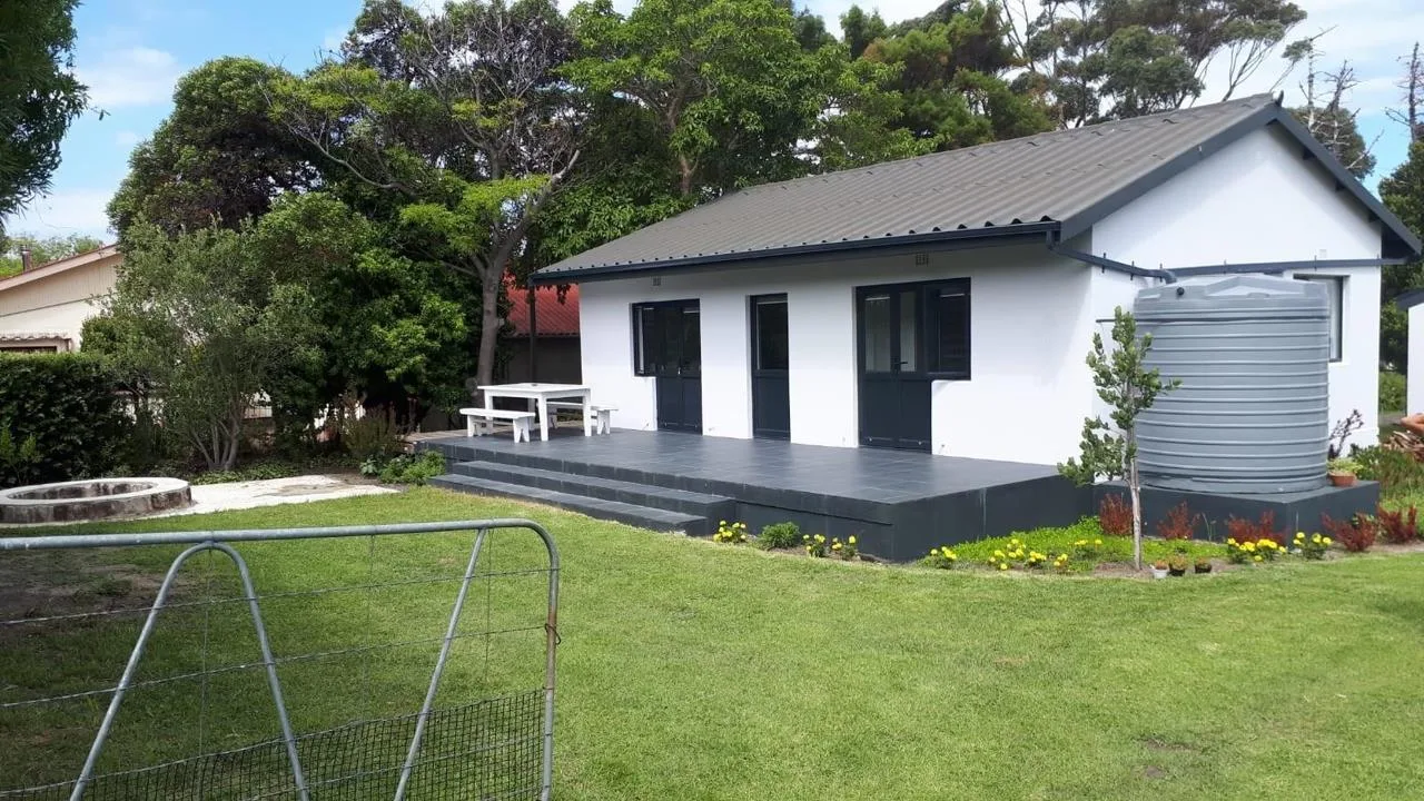 3 Bedroom House for sale in Kleinmond Central
