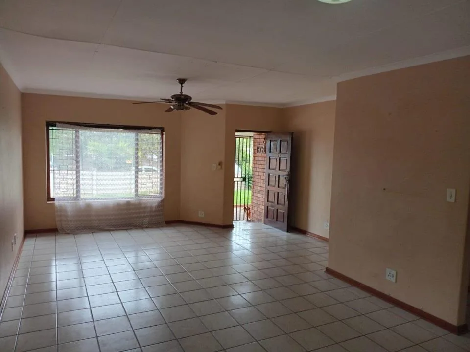 3 Bedroom House to rent in Birdswood
