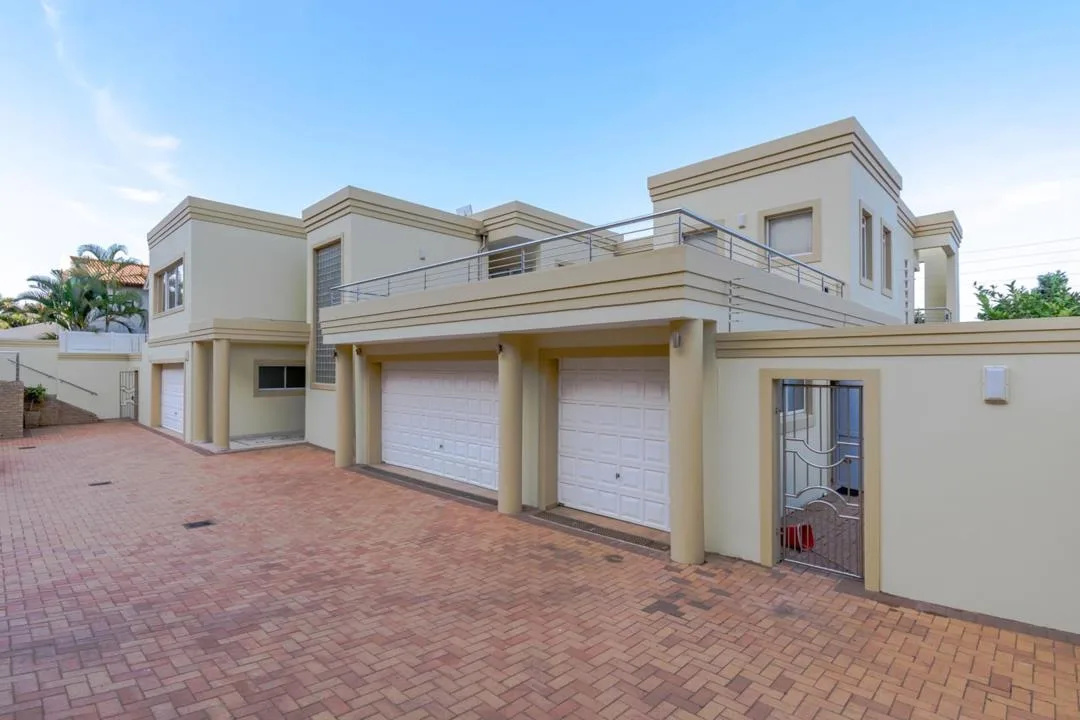 5 Bedroom House for sale in Umhlanga Central