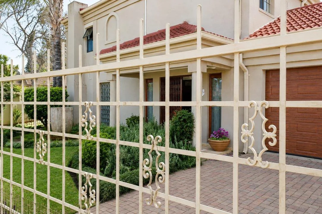 3 Bedroom Townhouse for sale in Flamwood