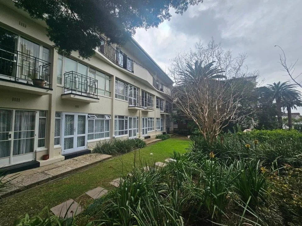 Apartment / flat to rent in Rondebosch