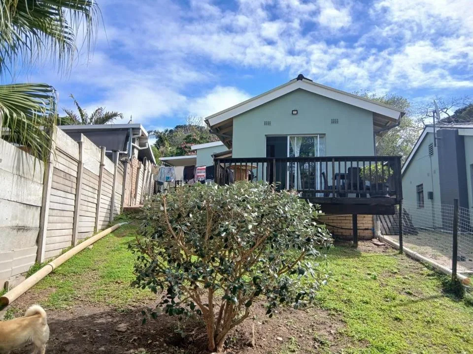 1 Bedroom House to rent in Umtentweni