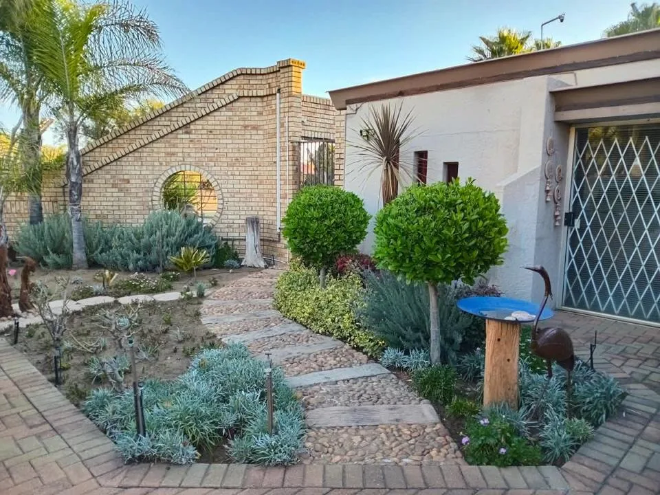3 Bedroom House for sale in Flimieda