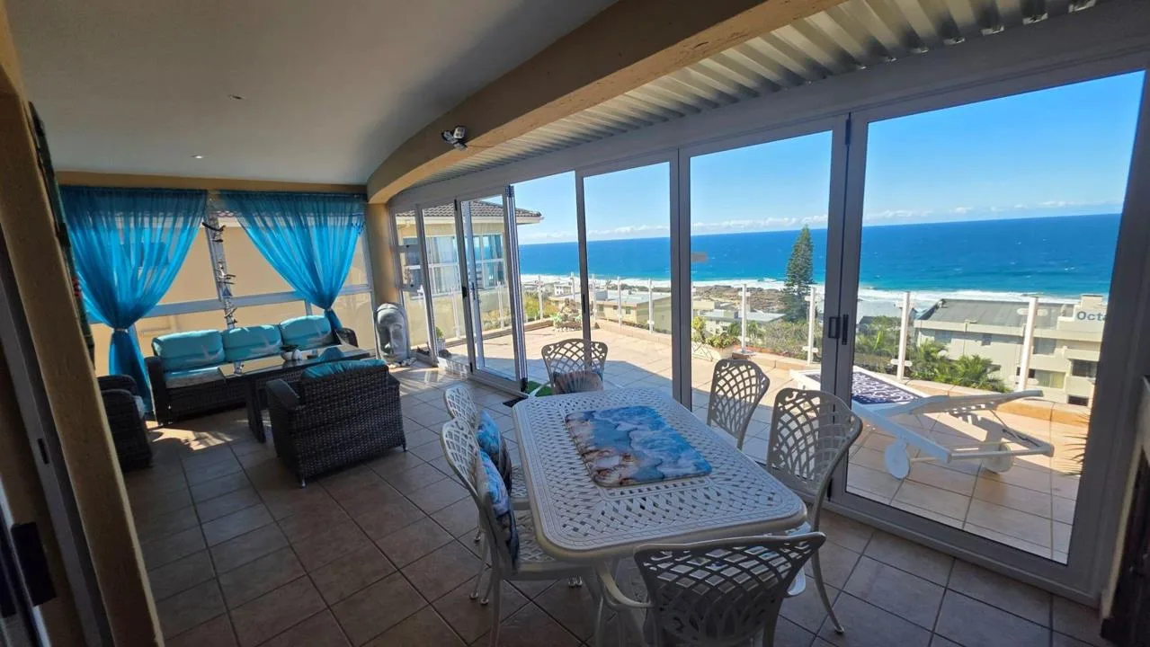 3 Bedroom Apartment / flat for sale in Uvongo Beach