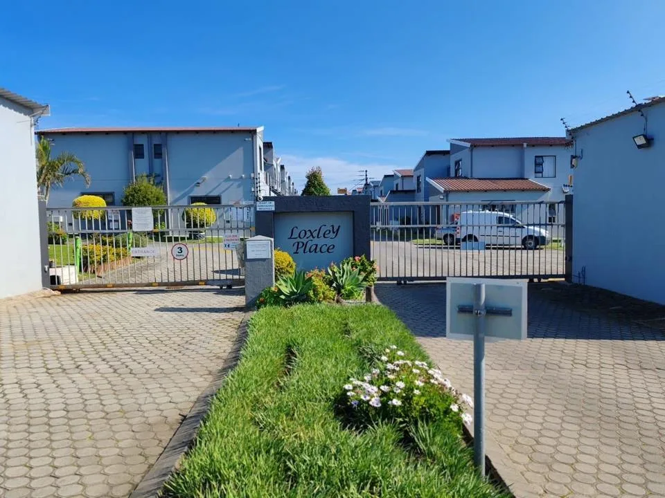 3 Bedroom Apartment / flat to rent in Sherwood