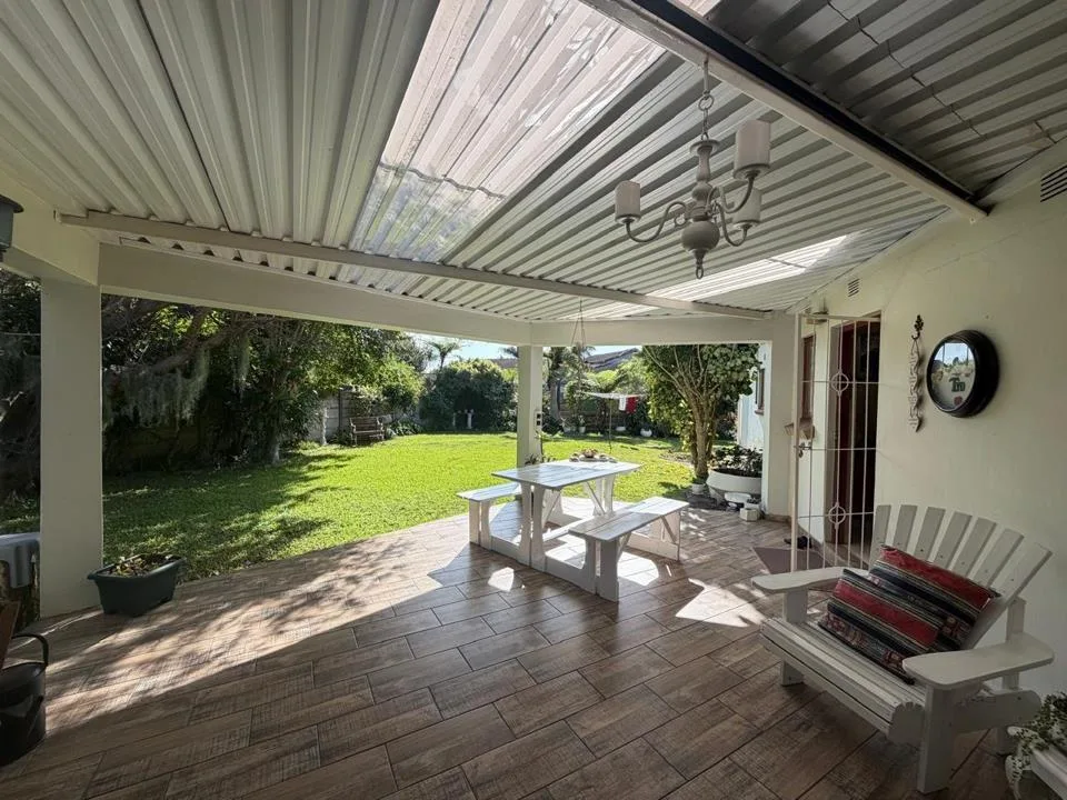 3 Bedroom House for sale in Meer En See
