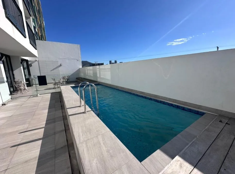 2 Bedroom Apartment / flat for sale in Woodstock
