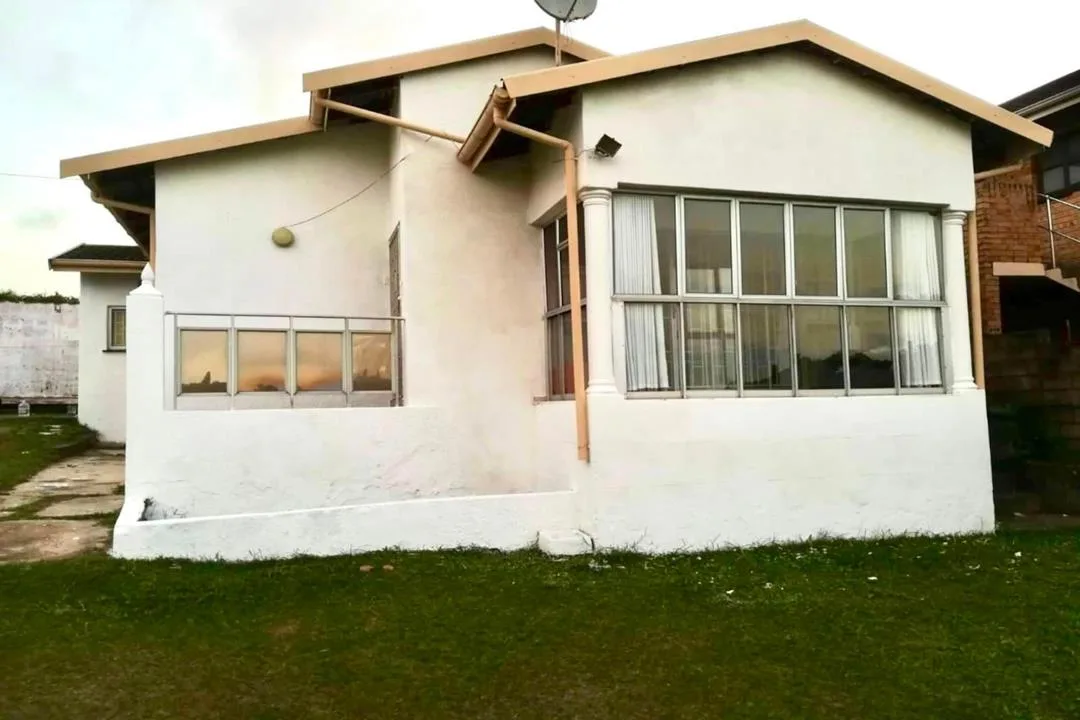 2 Bedroom House for sale in Bonela