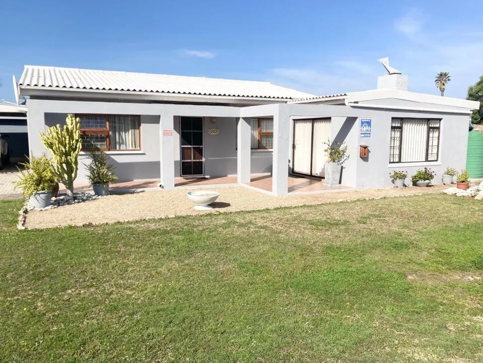 3 Bedroom House for sale in Franskraal