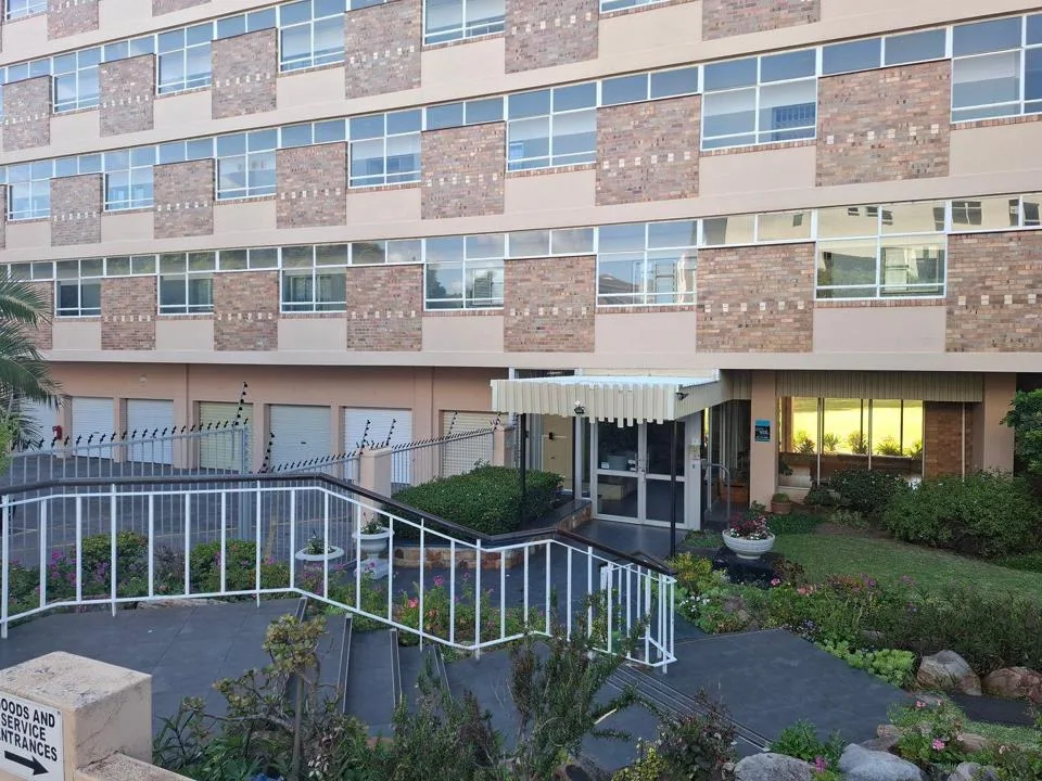 2 Bedroom Apartment / flat to rent in St Georges Park