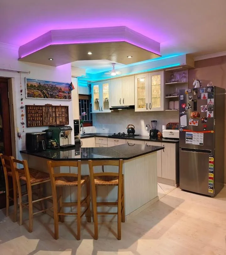 2 Bedroom Townhouse to rent in Table View