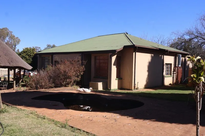 3 Bedroom House for sale in Koster