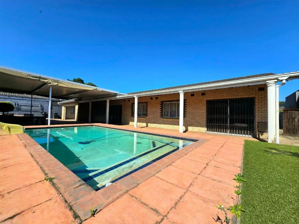 4 Bedroom House for sale in Malvern