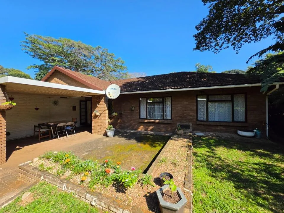 2 Bedroom Townhouse for sale in Southport