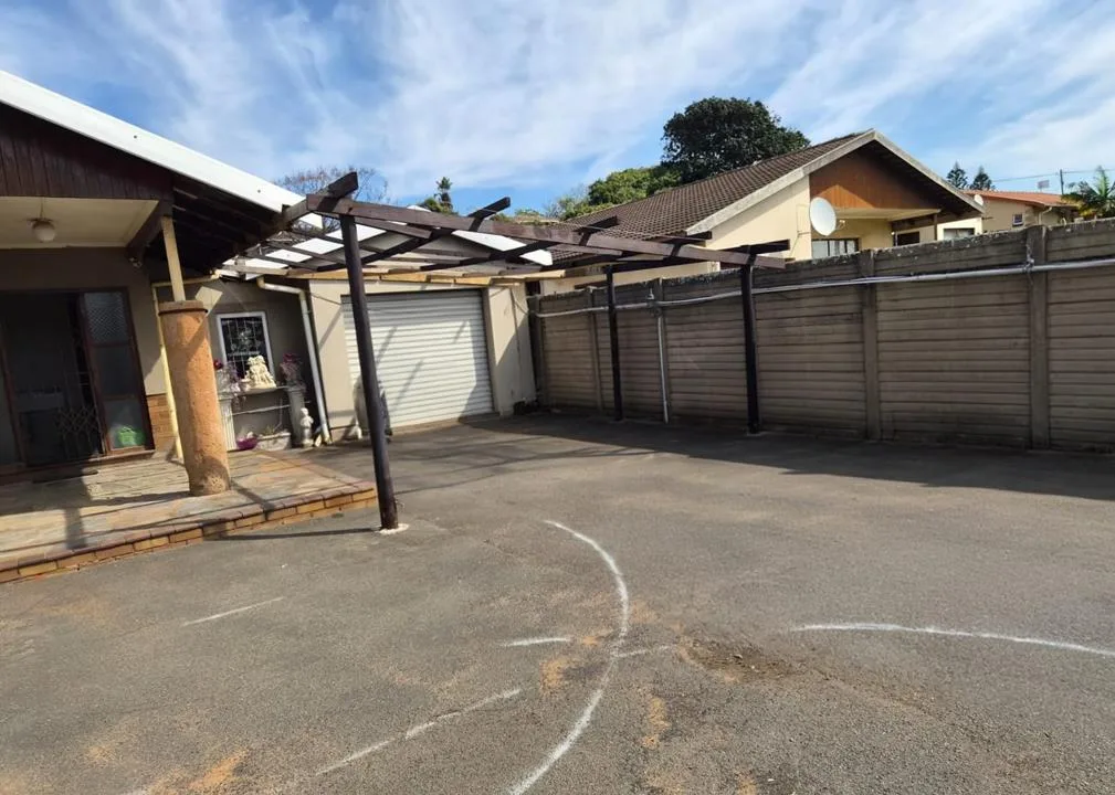 3 Bedroom House to rent in Bluff