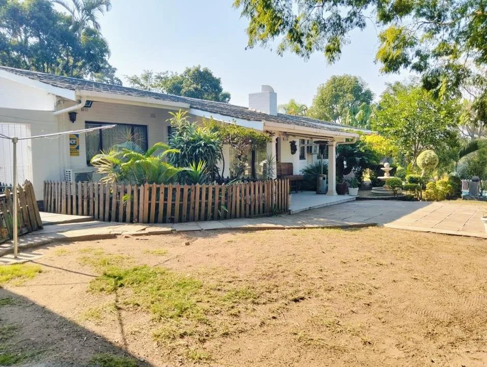 4 Bedroom House to rent in Woodside