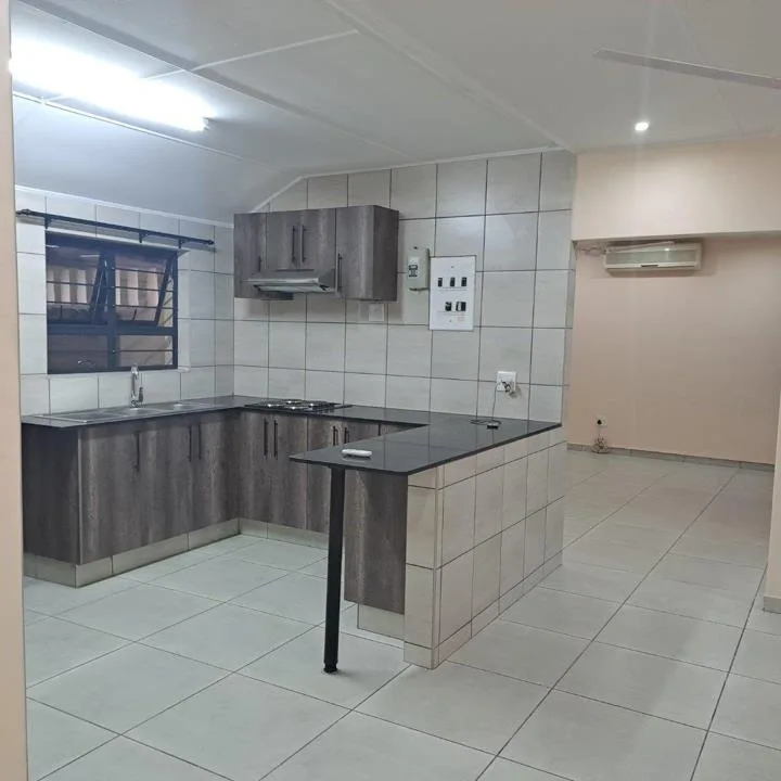 4 Bedroom House to rent in Brackenham