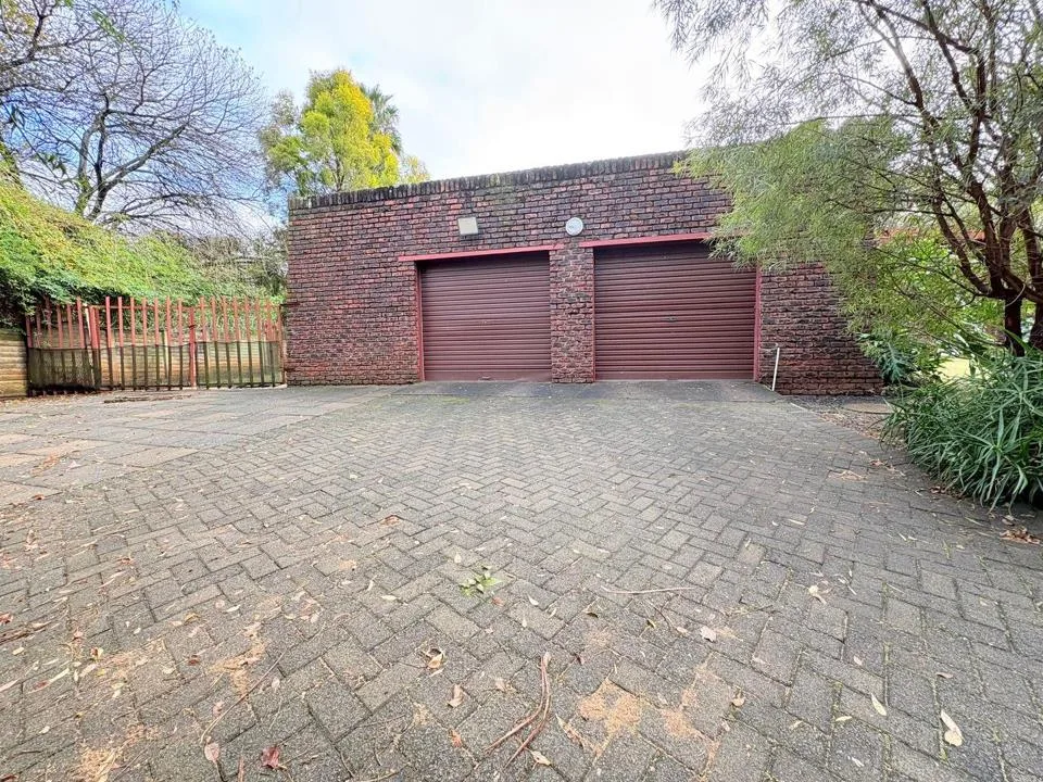 4 Bedroom House for sale in Signal Hill