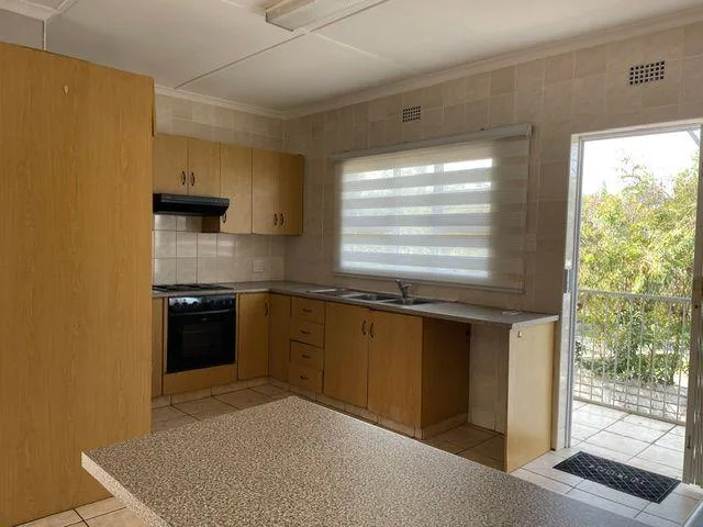 2 Bedroom House to rent in Berea West