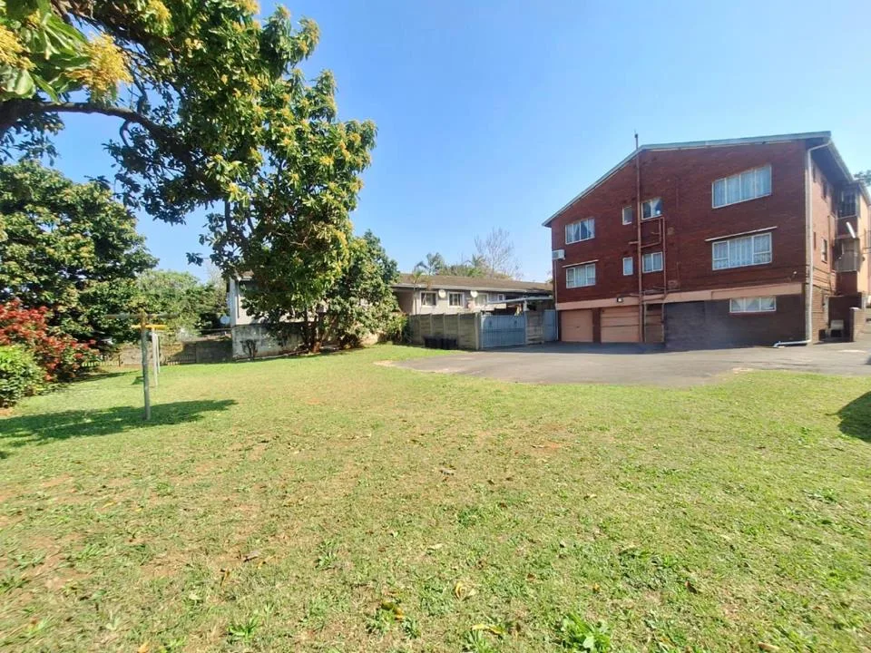 2 Bedroom Apartment / flat for sale in Montclair