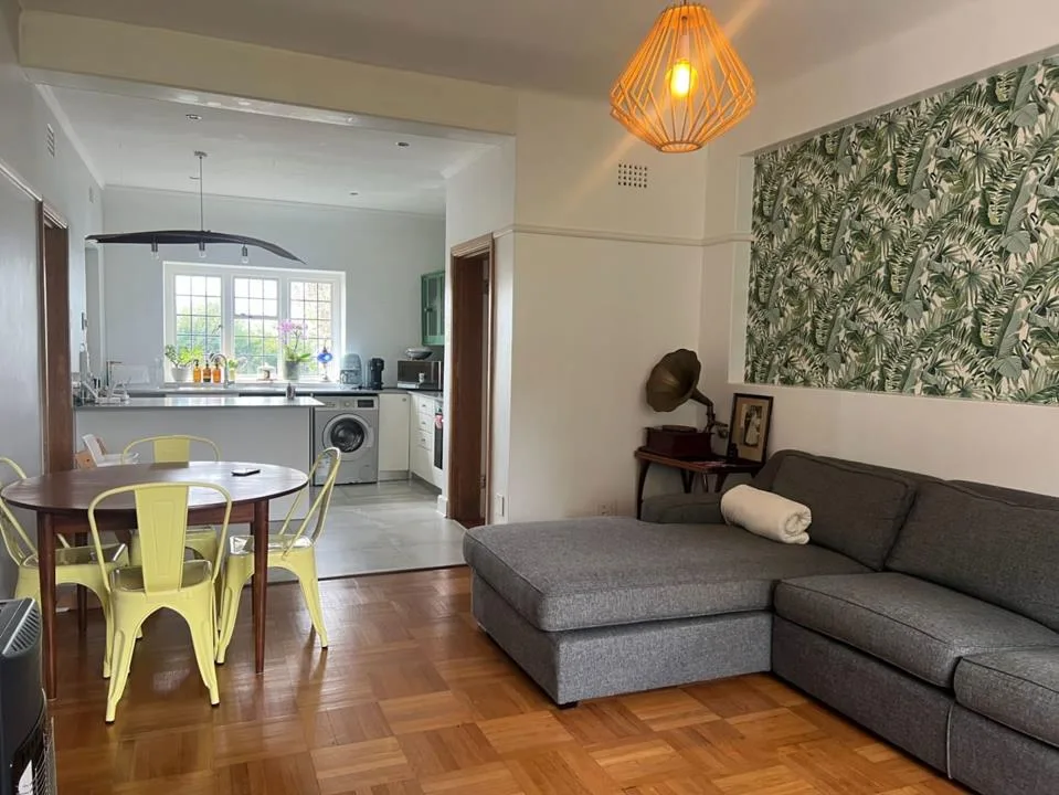 3 Bedroom Apartment / flat to rent in Claremont Upper
