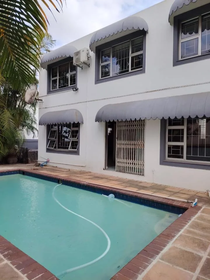 4 Bedroom House for sale in Newlands West