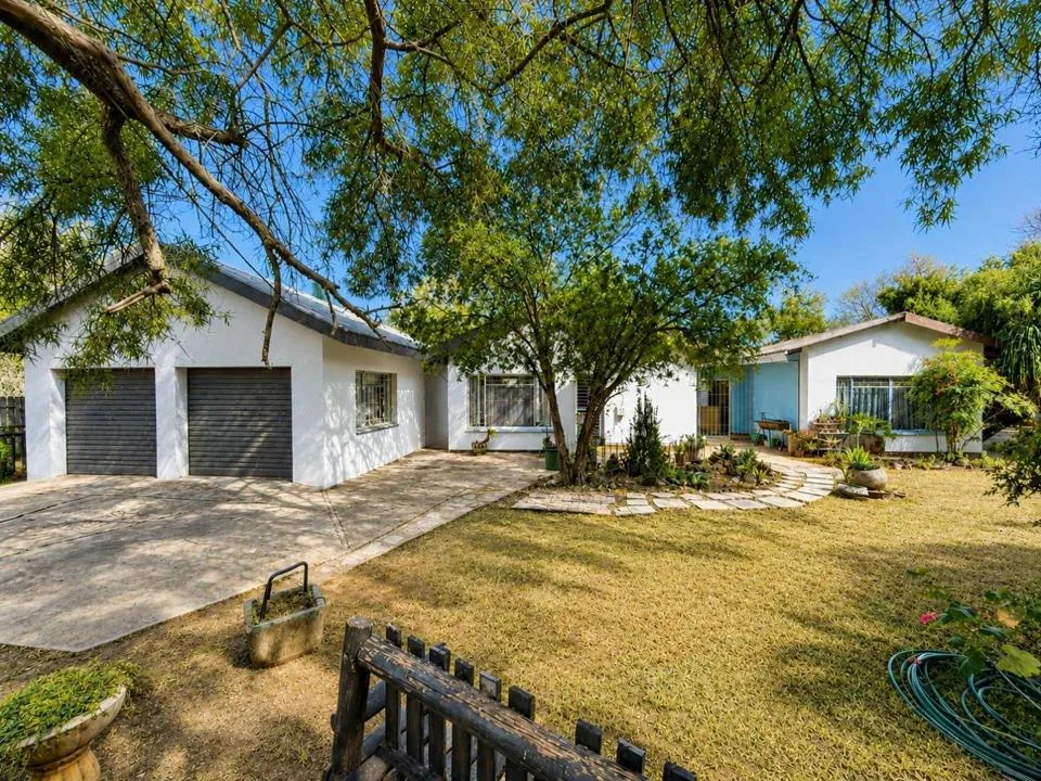 4 Bedroom House for sale in Lichtenburg