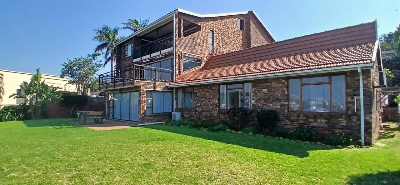 8 Bedroom House for sale in Umgeni Park