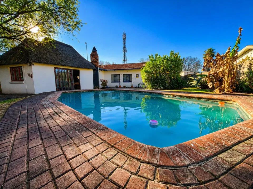4 Bedroom House for sale in Sasolburg Ext 3