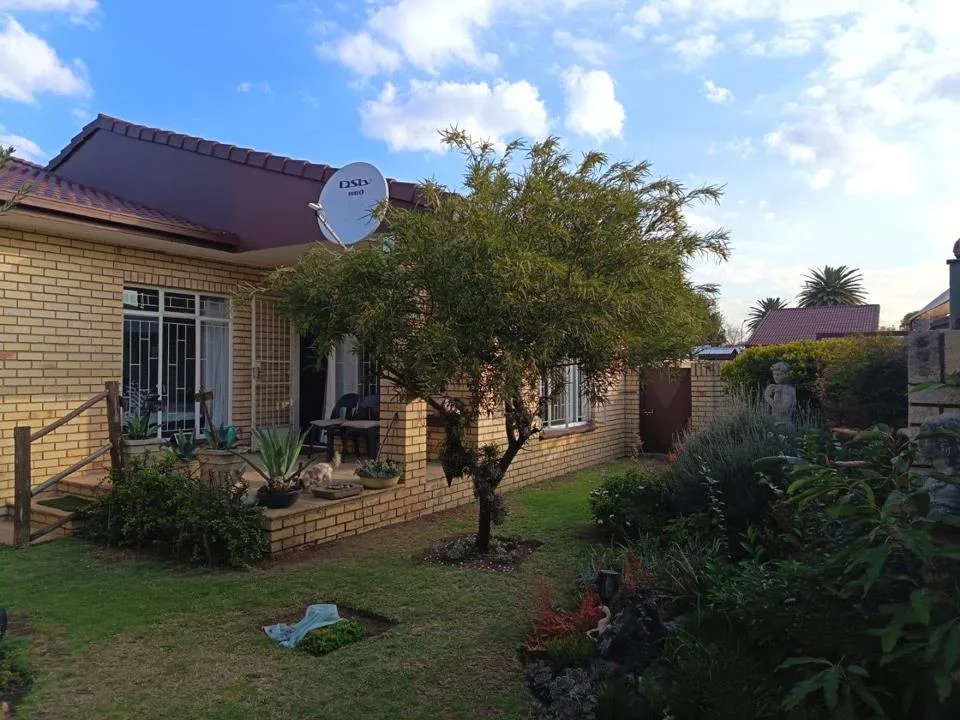 2 Bedroom Townhouse for sale in Parys