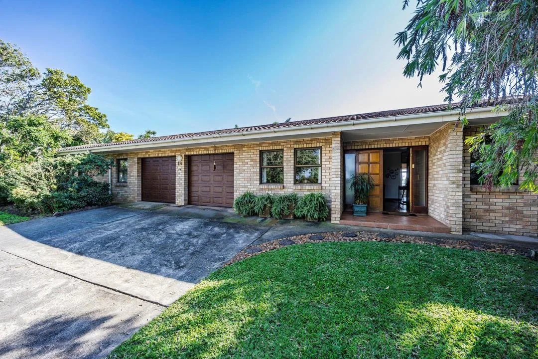 4 Bedroom House for sale in Gonubie
