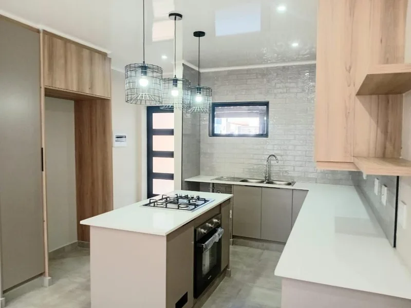 2 Bedroom Townhouse for sale in Secunda