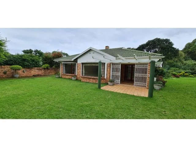 3 Bedroom Townhouse to rent in Hilldene