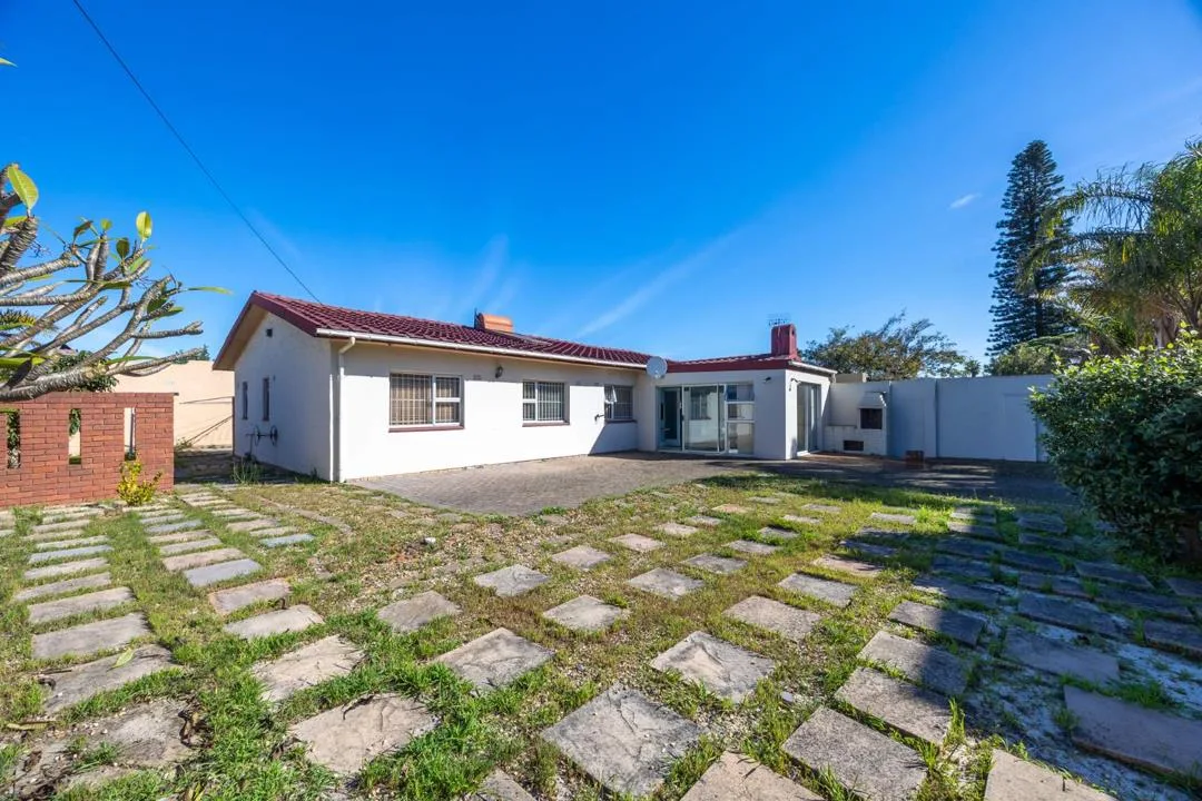 3 Bedroom House for sale in Panorama