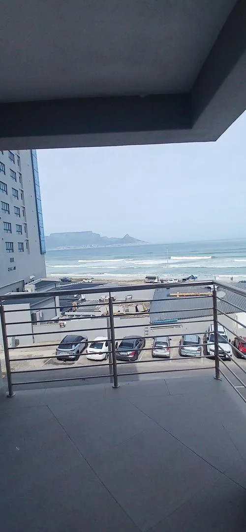 2 Bedroom Apartment / flat to rent in Beachfront