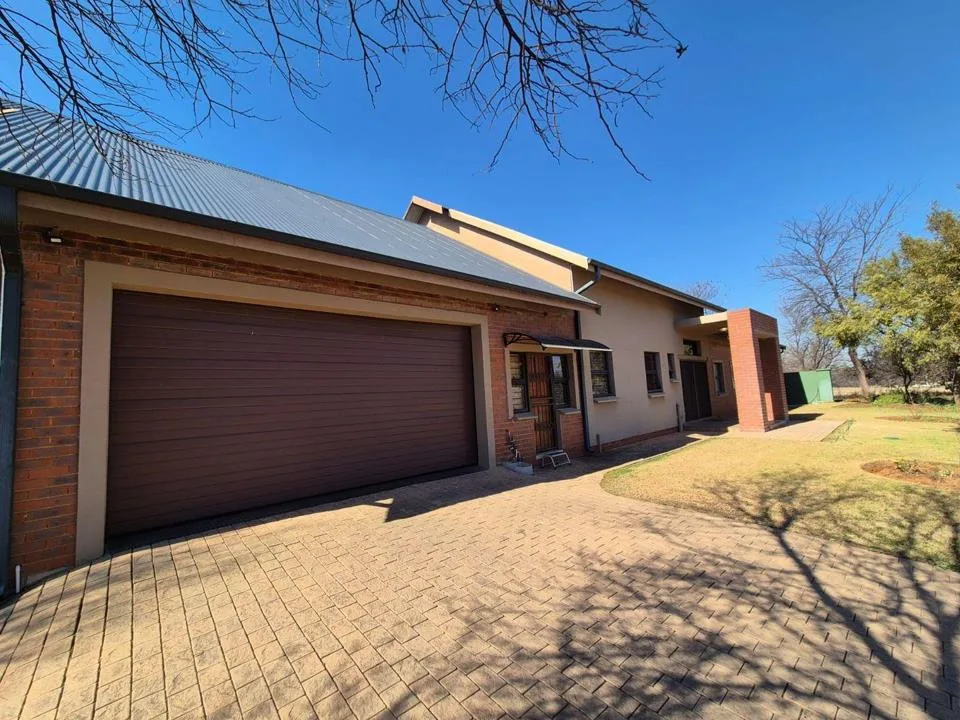 3 Bedroom House for sale in Vaal de Grace Golf Estate
