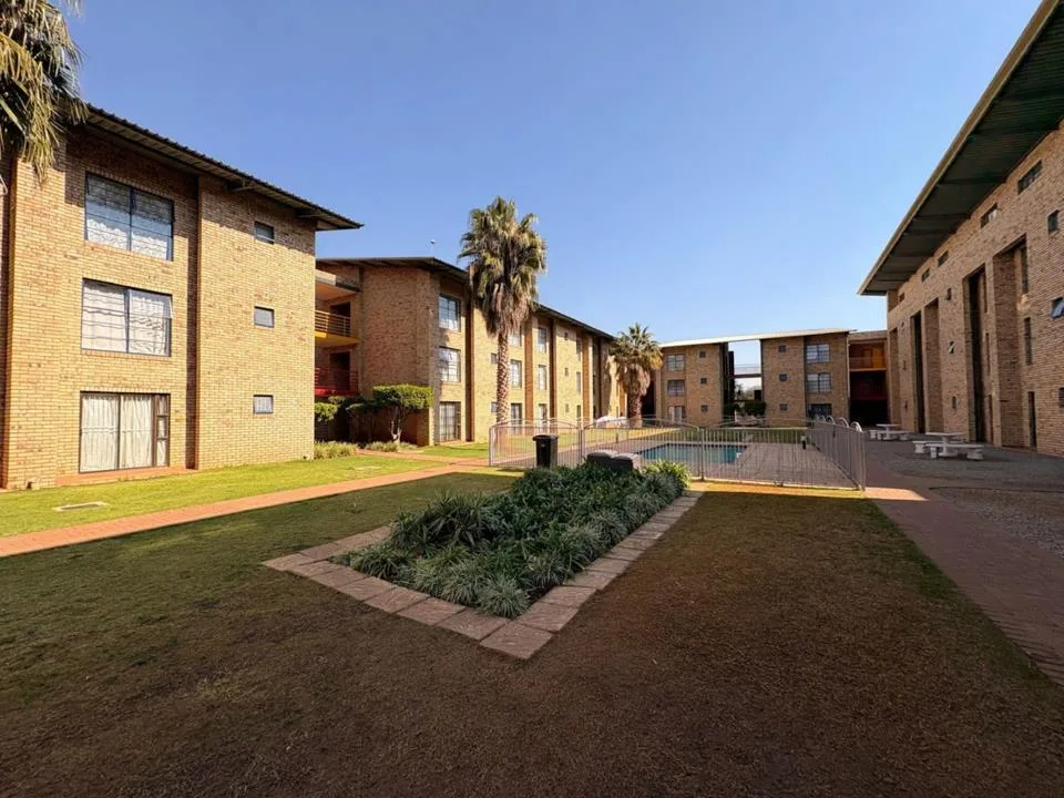 1 Bedroom Apartment / flat for sale in Potchefstroom Central