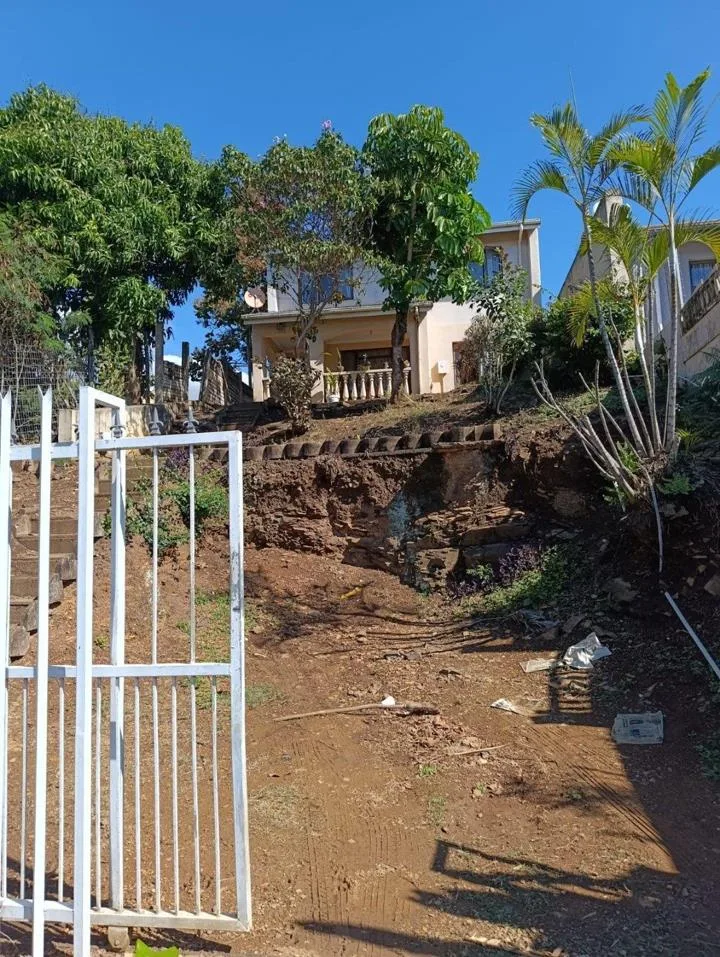 3 Bedroom House for sale in Newlands West